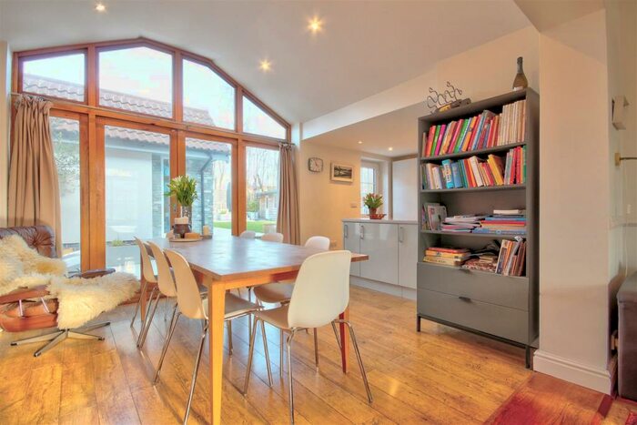 4 Bedroom Semi-Detached House For Sale In The Square, Newton Harcourt, Leicester, LE8