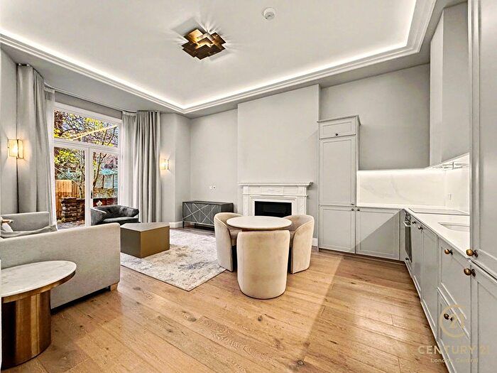 2 Bedroom Flat To Rent In Canfield Gardens, London, NW6