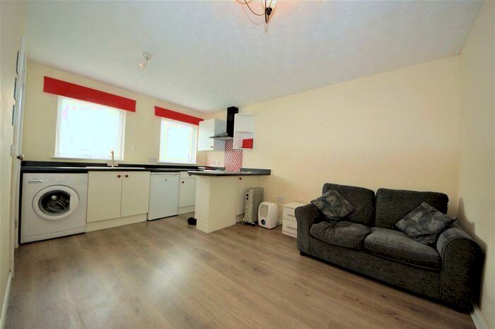 Flat To Rent In Celia Close, Waterlooville, PO7