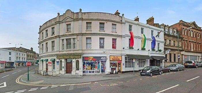 1 Bedroom Apartment For Sale In Poole Hill, Bournemouth, BH2