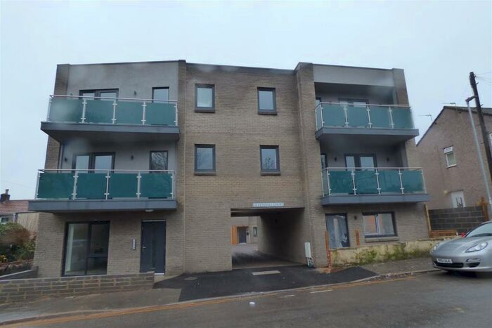 2 Bedroom Apartment To Rent In Kendall Road, Staple Hill, Bristol, BS16