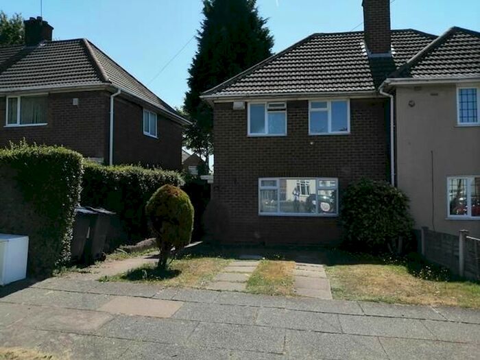 3 Bedroom Semi-Detached House To Rent In Danesbury Crescent, Kingstanding, Birmingham, B44