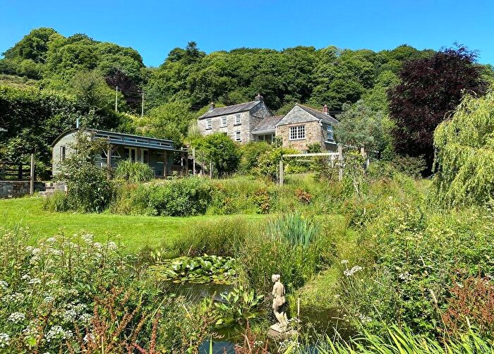 4 Bedroom Detached House For Sale In Washaway, Bodmin, Cornwall, PL30
