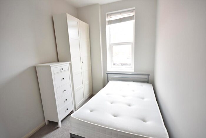 3 Bedroom Flat To Rent In Stratford Grove West Jesmond, Jesmond, Newcastle Upon Tyne, NE6