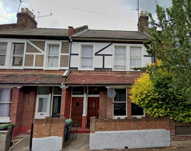 2 Bedroom Flat To Rent In Manchester Road, London, N15
