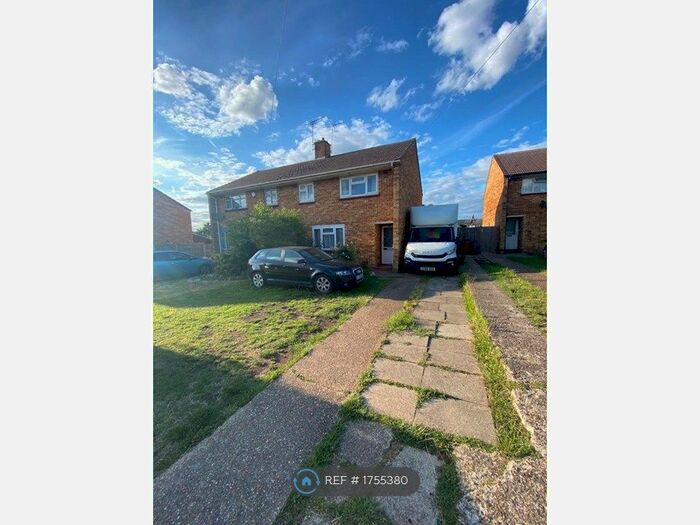 3 Bedroom Semi-Detached House To Rent In West Drayton, West Drayton, UB7