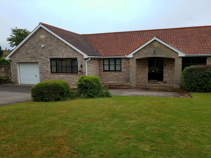 4 Bedroom Bungalow To Rent In Hawthorne Cottage Gillott Lane, Wickersley, Rotherham, S66