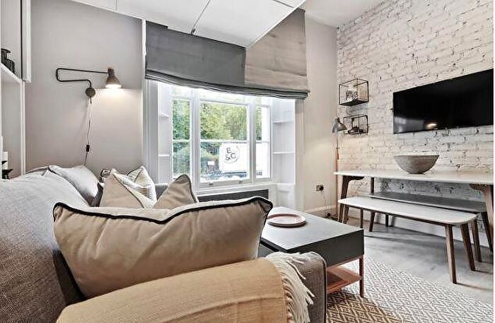 Apartment To Rent In Oakley Square, Mornington Crescent, Euston, Camden, London, NW1