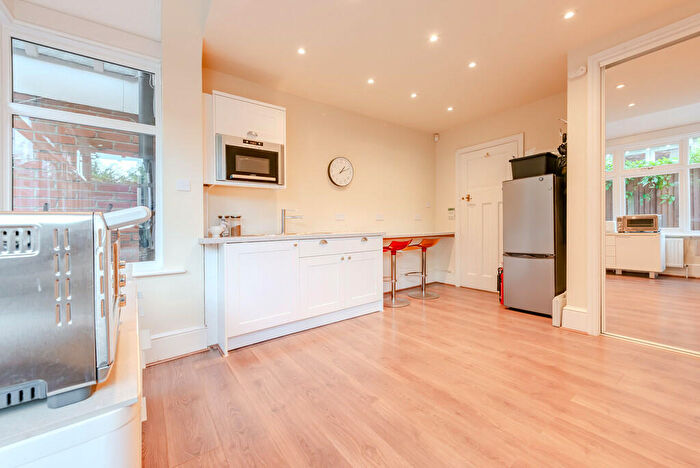 5 Bedroom Detached House For Sale In East Croydon, Surrey, CR0