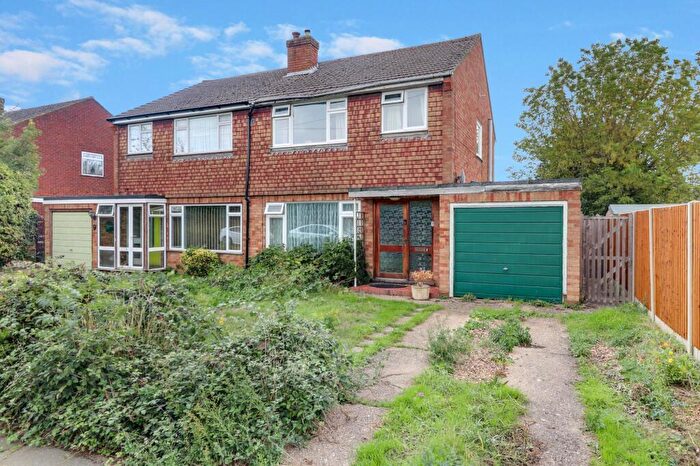 3 Bedroom Semi-Detached House For Sale In Hurtwood Road, Walton-On-Thames, KT12