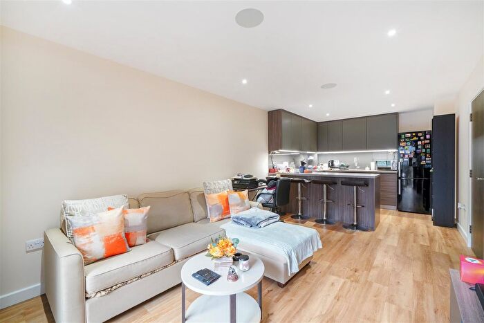 1 Bedroom Flat To Rent In Carvell House, Aerodrome Road, London, NW9