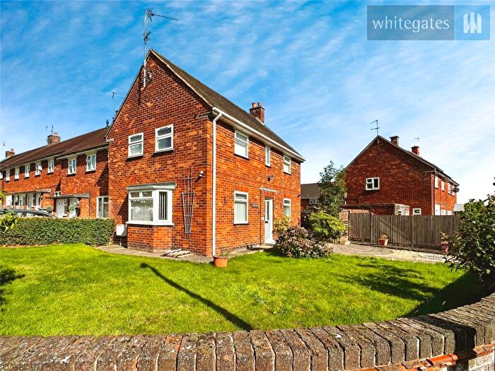 3 Bedroom End Of Terrace House For Sale In Groesfan, Pen-y-Cae, Wrexham, LL14