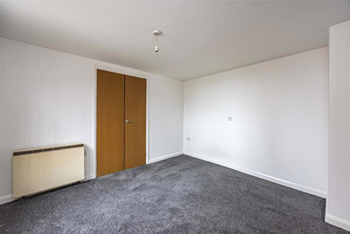 1 Bedroom Flat To Rent In Mansfield Road, Nottingham, NG1