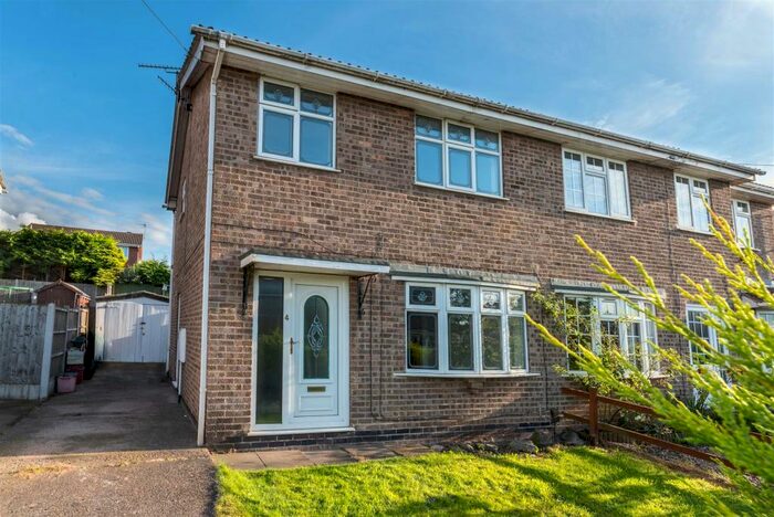 3 Bedroom Semi-Detached House To Rent In Salter Close, Castle Donington, Castle Donington, DE74