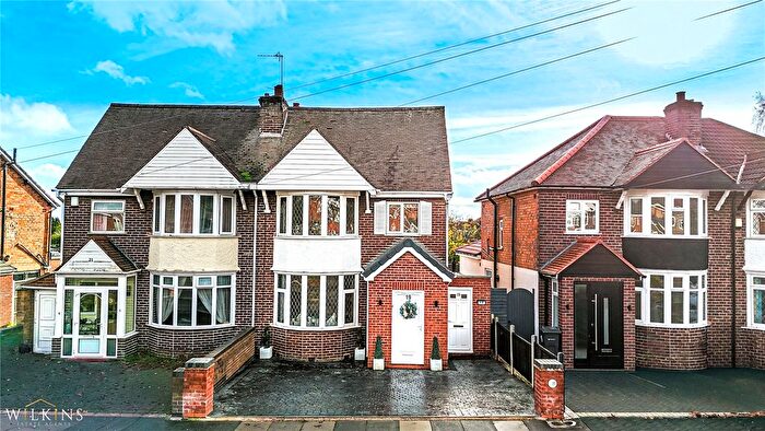 3 Bedroom Semi-Detached House For Sale In Woodacre Road, Birmingham, West Midlands, B24
