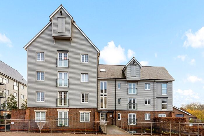 1 Bedroom Flat For Sale In The Boulevard, Horsham, RH12