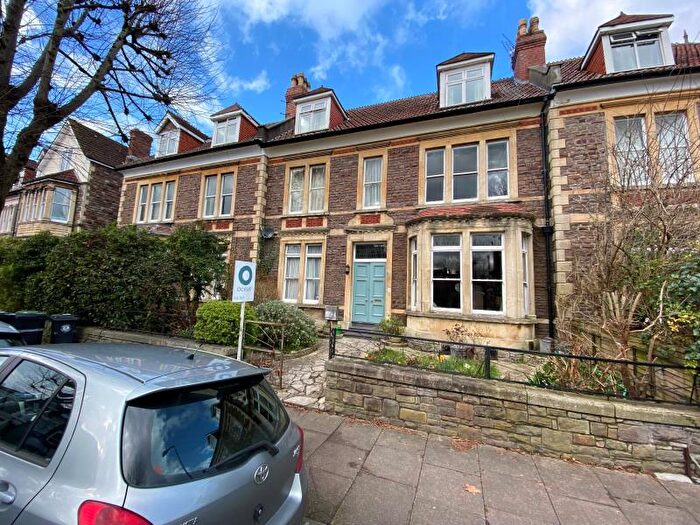 1 Bedroom Flat To Rent In Blenheim Road- Redland, BS6