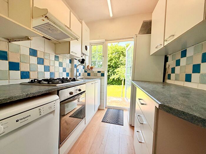 3 Bedroom Property To Rent In Dunkery Road, London, SE9