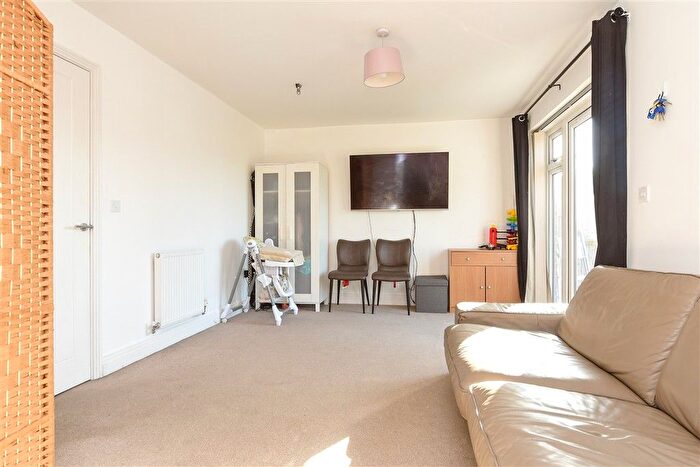 3 Bedroom Semi-Detached House For Sale In Tern Avenue, Horsham, West Sussex, RH12
