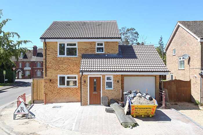 3 Bedroom Detached House For Sale In Quarry Way, Southwater, Horsham, West Sussex, RH13
