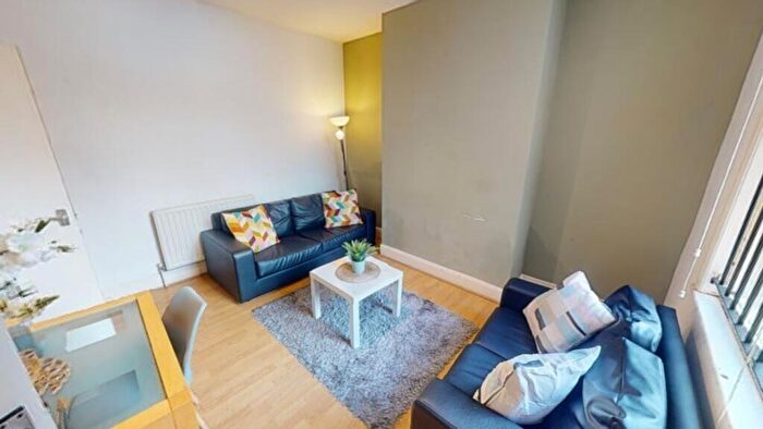 3 Bedroom House To Rent In Riddings Terrace, Nottingham, NG3