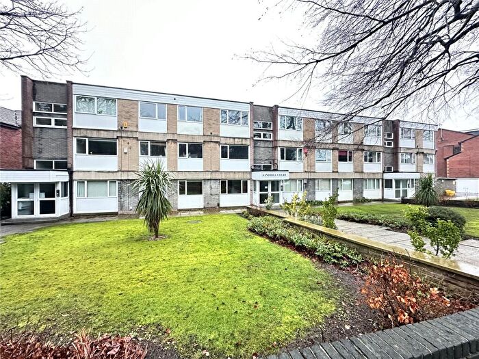 2 Bedroom Apartment To Rent In Sandhill Court, Leeds, LS17