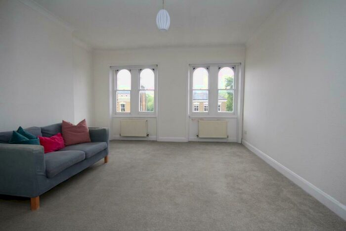 2 Bedroom Flat To Rent In Highbury Hill, Highbury, London, N5