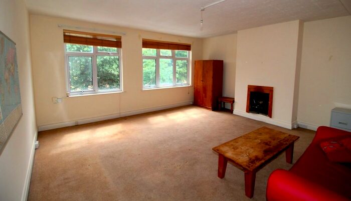 1 Bedroom Apartment To Rent In Commercial Road, Poole, BH14