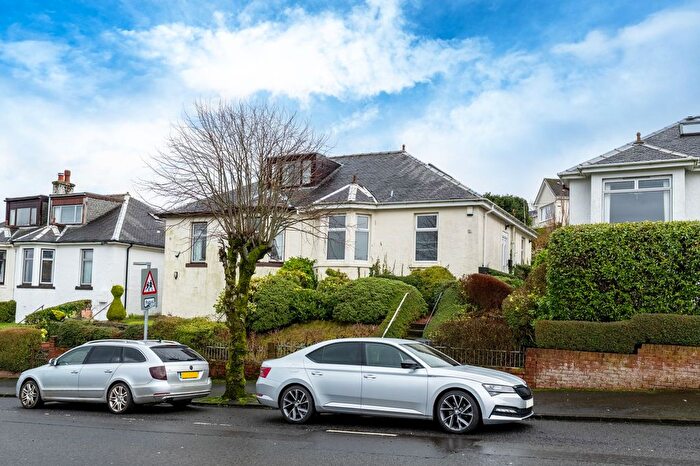 2 Bedroom Semi-Detached House For Sale In Larkfield Road, Gourock, PA19