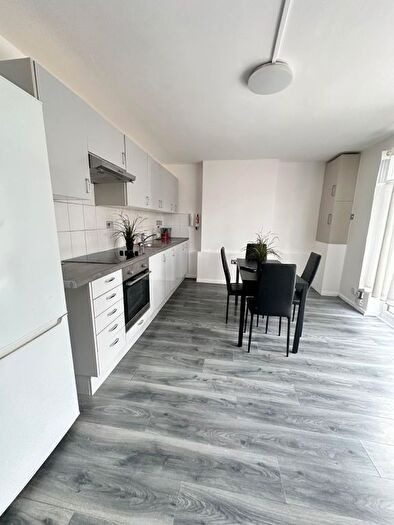 4 Bedroom Maisonette To Rent In Milland House, Bessborough Road, London, SW15