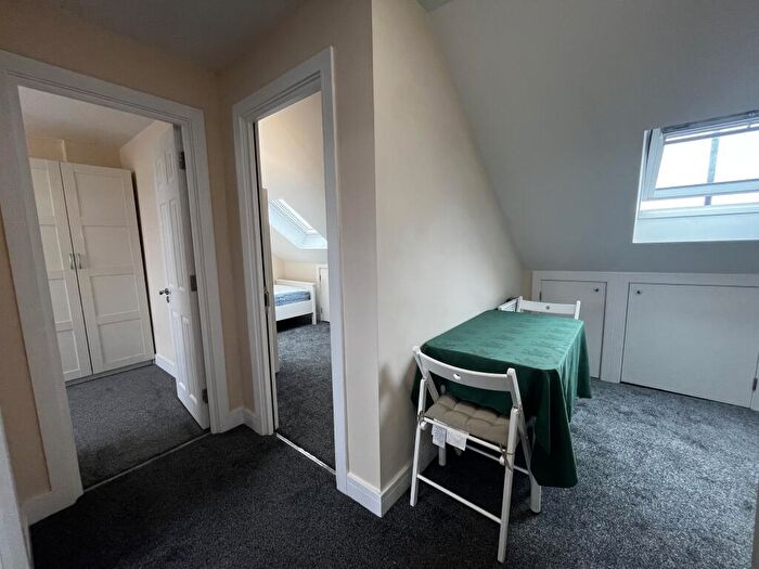2 Bedroom Flat To Rent In Filton Avenue, Horfield, South Gloucestershire, BS7