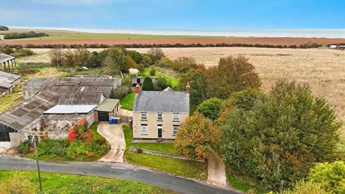 5 Bedroom Detached House For Sale In Kilnhouse Lane, Tunstall, Hull, HU12