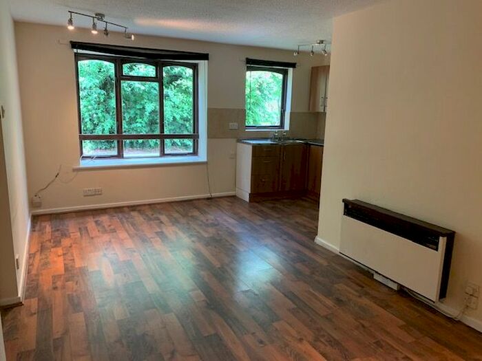 1 Bedroom Flat To Rent In Rednal Mill Drive, Rednal, B45