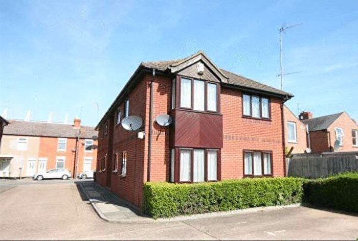 1 Bedroom Apartment To Rent In Abbey Street, St. James, Northampton, NN5