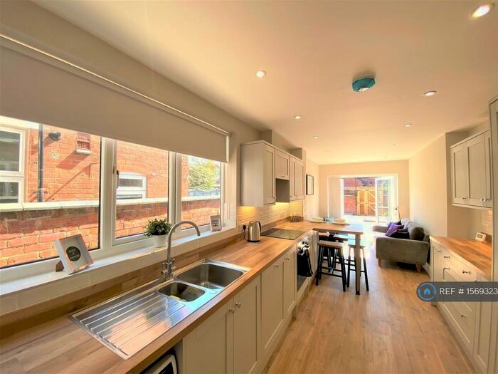 5 Bedroom Terraced House To Rent In Coniston Road, Coventry, CV5