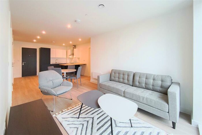 2 Bedroom Apartment To Rent In Laurence Place, M3