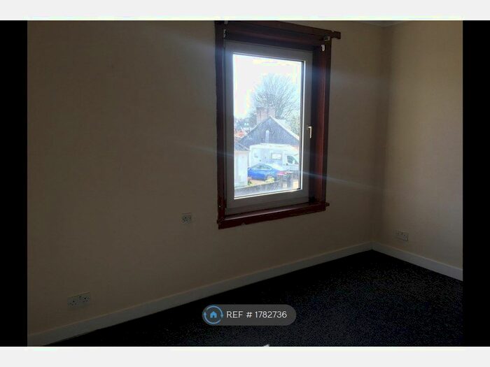2 Bedroom Maisonette To Rent In Western Crescent, Kilbirnie, KA25