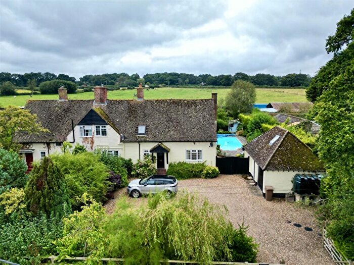 3 Bedroom Semi-Detached House For Sale In Carters Clay Road, Lockerley, Romsey, Hampshire, SO51