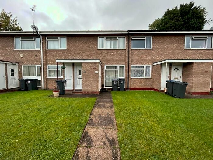 2 Bedroom Maisonette To Rent In Langham Close, Birmingham, B26