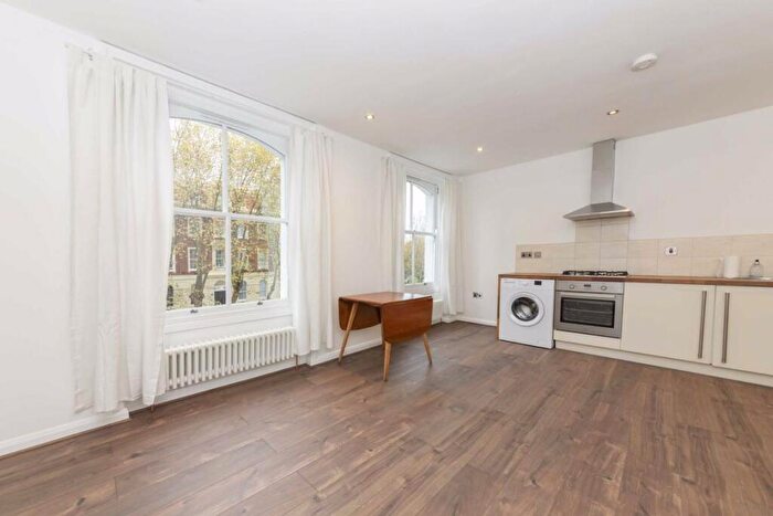 1 Bedroom Flat To Rent In City Road, London, EC1V