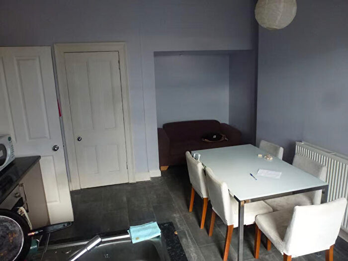 4 Bedroom Flat To Rent In T East Claremont Street, Edinburgh, EH7