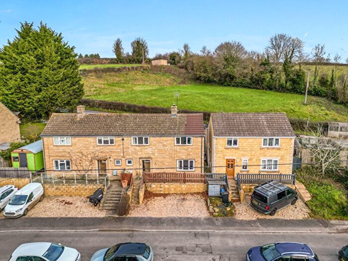 3 Bedroom Semi Detached House For Sale In Lawrence Road, Avening, GL8