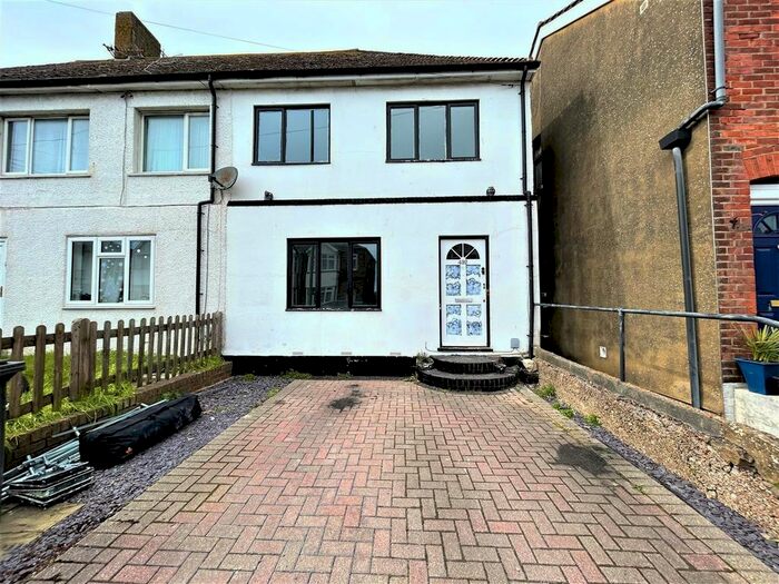 3 Bedroom Property To Rent In Bexhill Road, St. Leonards-On-Sea, TN38