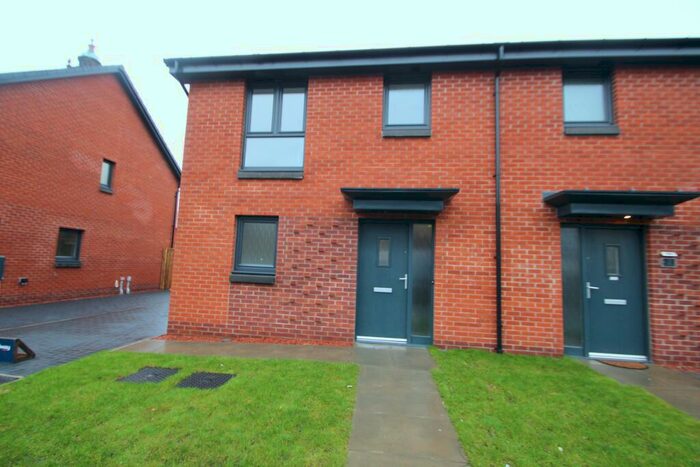 3 Bedroom Semi-Detached House To Rent In Laboratory Place, Ruchill, G20