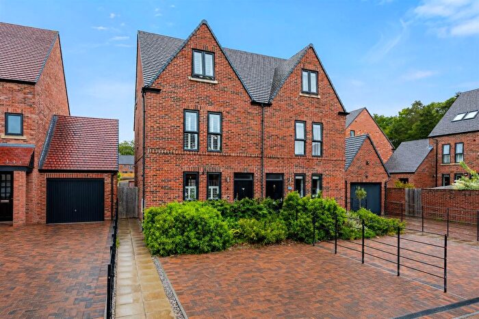3 Bedroom Semi-Detached House For Sale In Marley Crescent, Oakmere, Northwich, CW8
