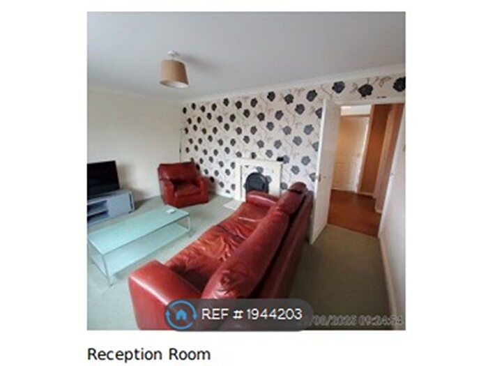 2 Bedroom Maisonette To Rent In Grenville Road, Worcester, WR2