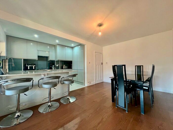 3 Bedroom Terraced House To Rent In Exeter Road, Harrow, HA2