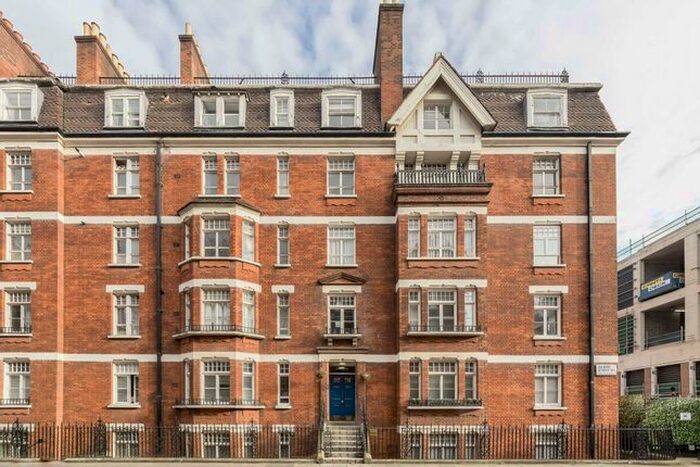 1 Bedroom Flat To Rent In Gilbert Street, London, W1K