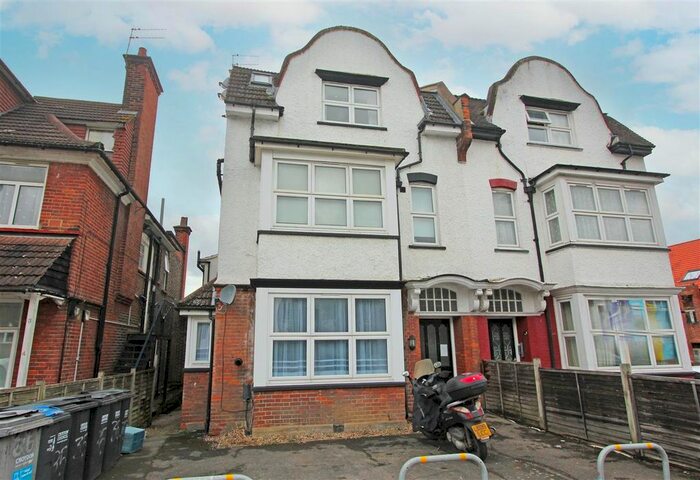 1 Bedroom Flat To Rent In Chatsworth Road, Croydon, CR0