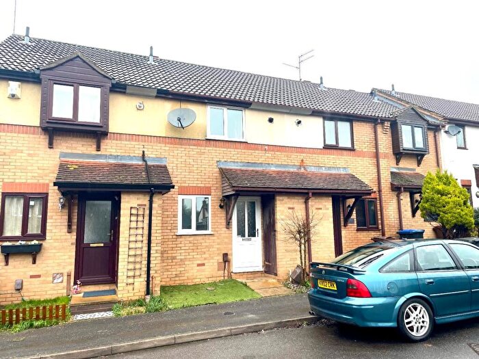 2 Bedroom Terraced House For Sale In Woodpecker Way, East Hunsbury, Northampton, NN4
